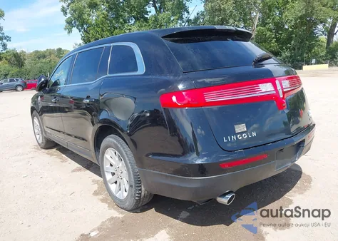 2017 Lincoln Mkt Livery from USA, damaged, VIN 2LMHJ5NK4HBL00917